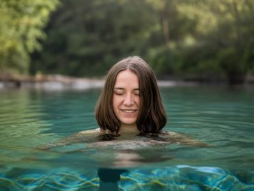 "Les bienfaits cachés du bain froid : comment l'intégrer dans votre routine pour booster votre bien-être"