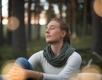 « Booster votre énergie avec la sophrologie : une méthode douce pour retrouver équilibre et vitalité »