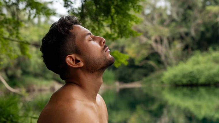 "Les bienfaits de la respiration profonde : une technique simple pour apaiser le corps et l’esprit"
