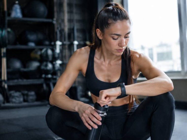 Bigorexie symptômes : comment reconnaître les signes de la dépendance au sport ?